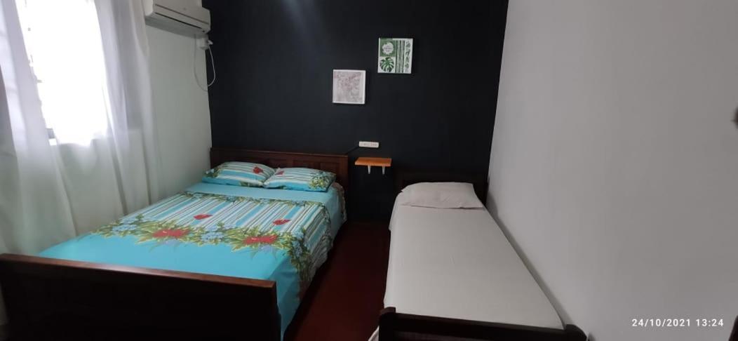 Iguazu Alojamiento "La Casa" Puerto Iguazú Esterno foto